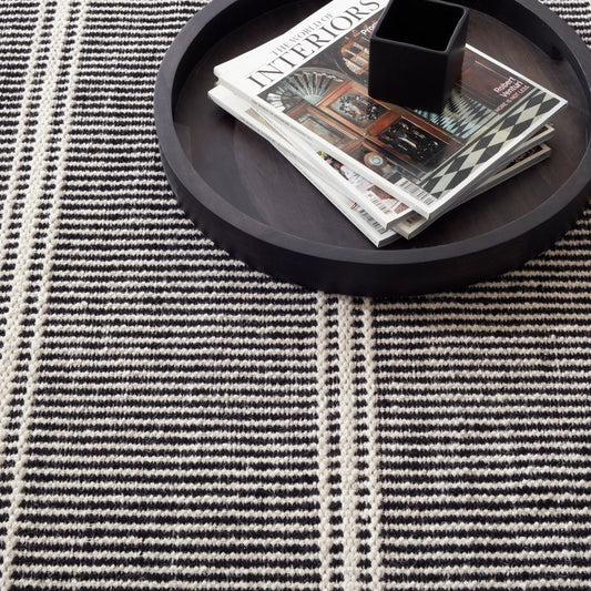 Malta Black/Ivory Handwoven Wool Rug Rugs 