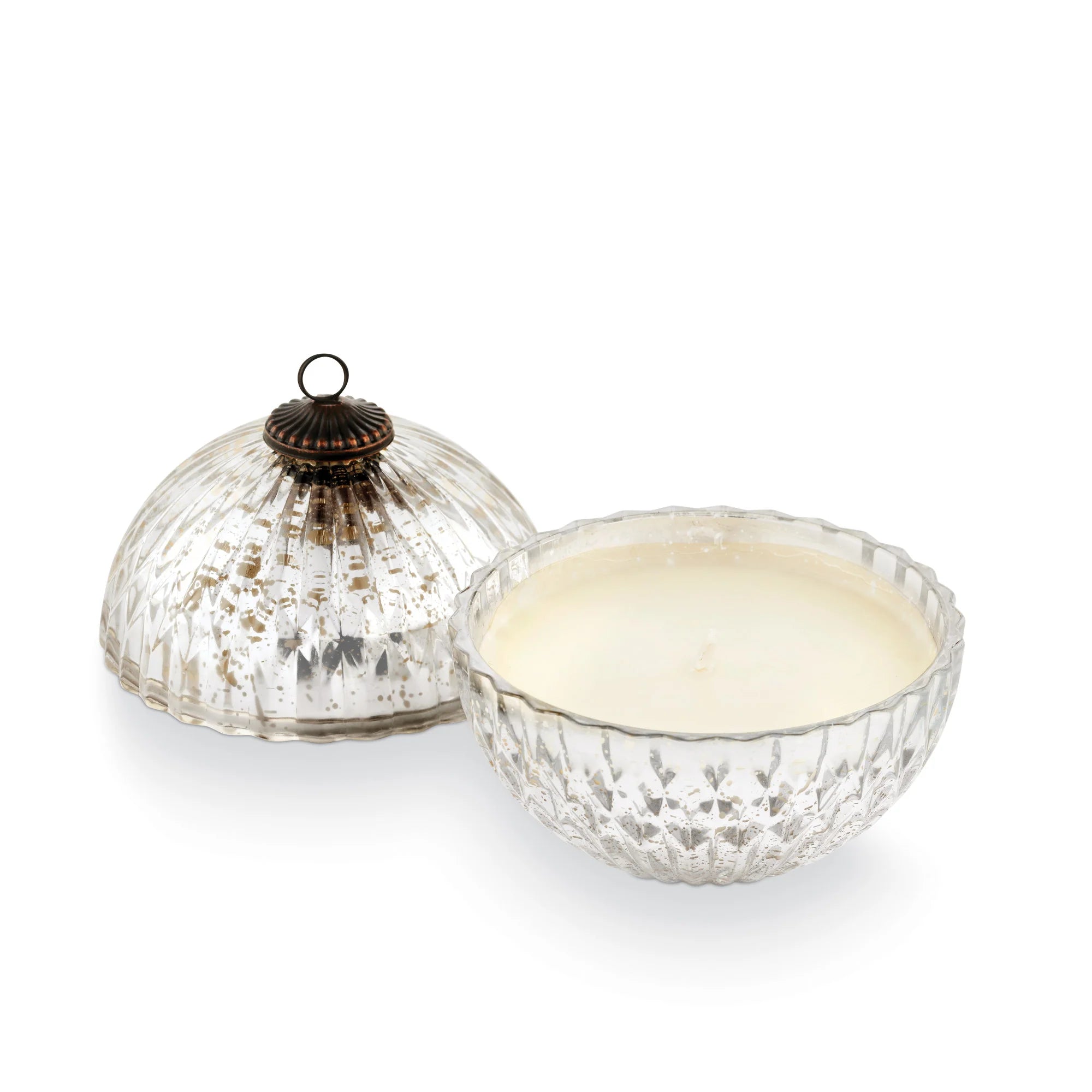 Ornament Balsam & Cedar Candle - 5.1 oz Candles & Home Fragrance 