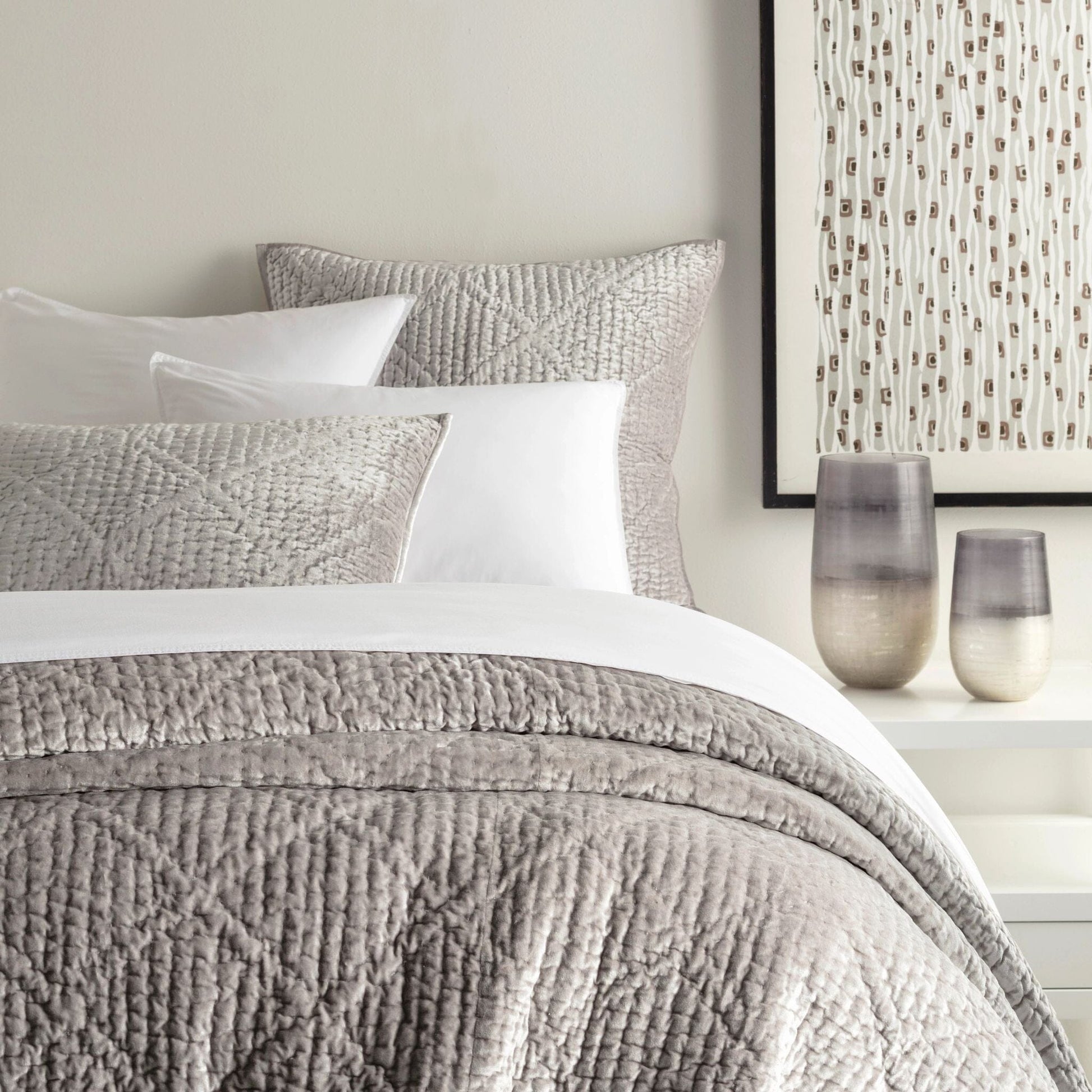 Parisienne Velvet Grey Quilt Quilt 