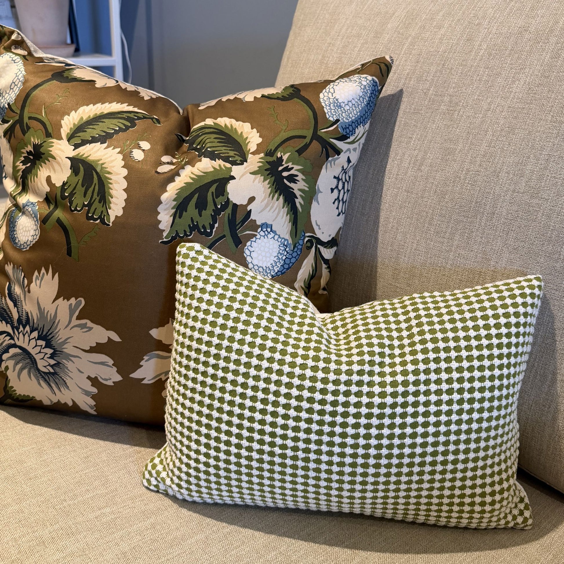 Petite Zipster Lumbar Pillows 