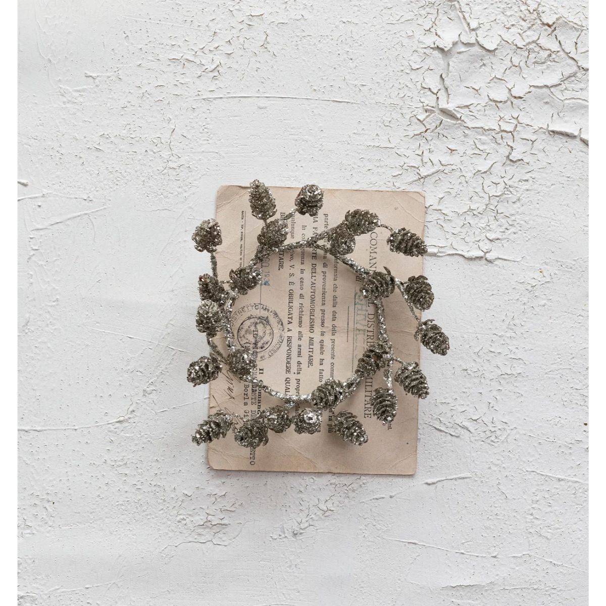 Pinecone Wreath- 7" Objects & Accents 