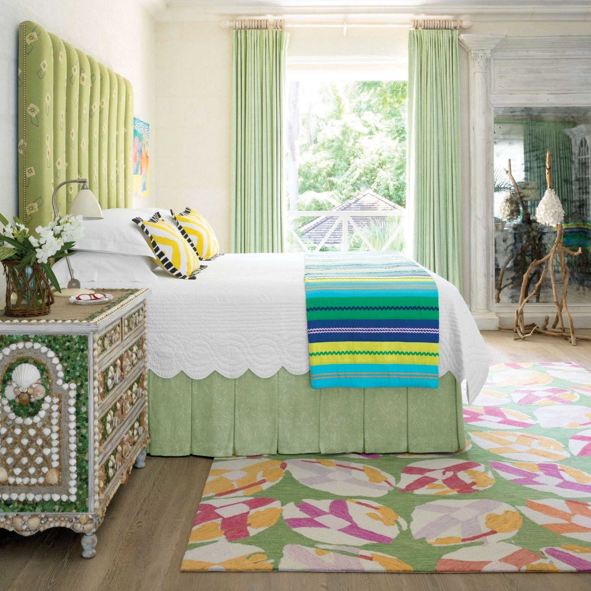 Power Shake Scallop White Quilt Quilt 