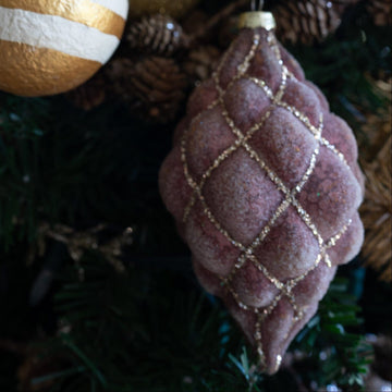 Quilted Glass Ornaments Objects & Accents 