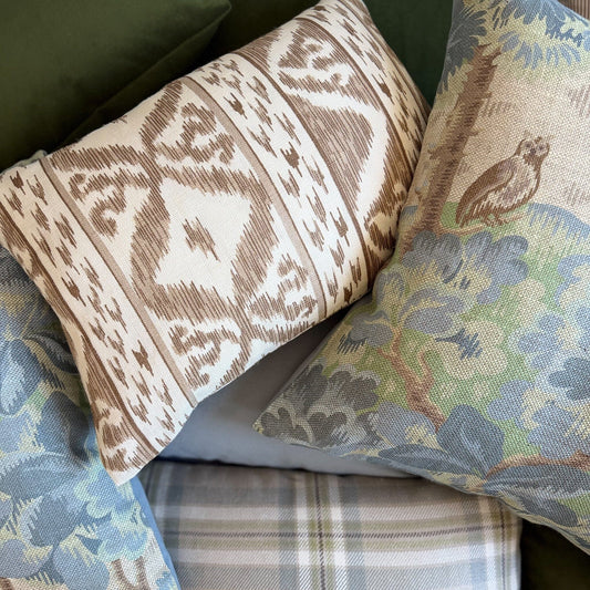 Rapollo Lumbar - Cocoa Pillows 