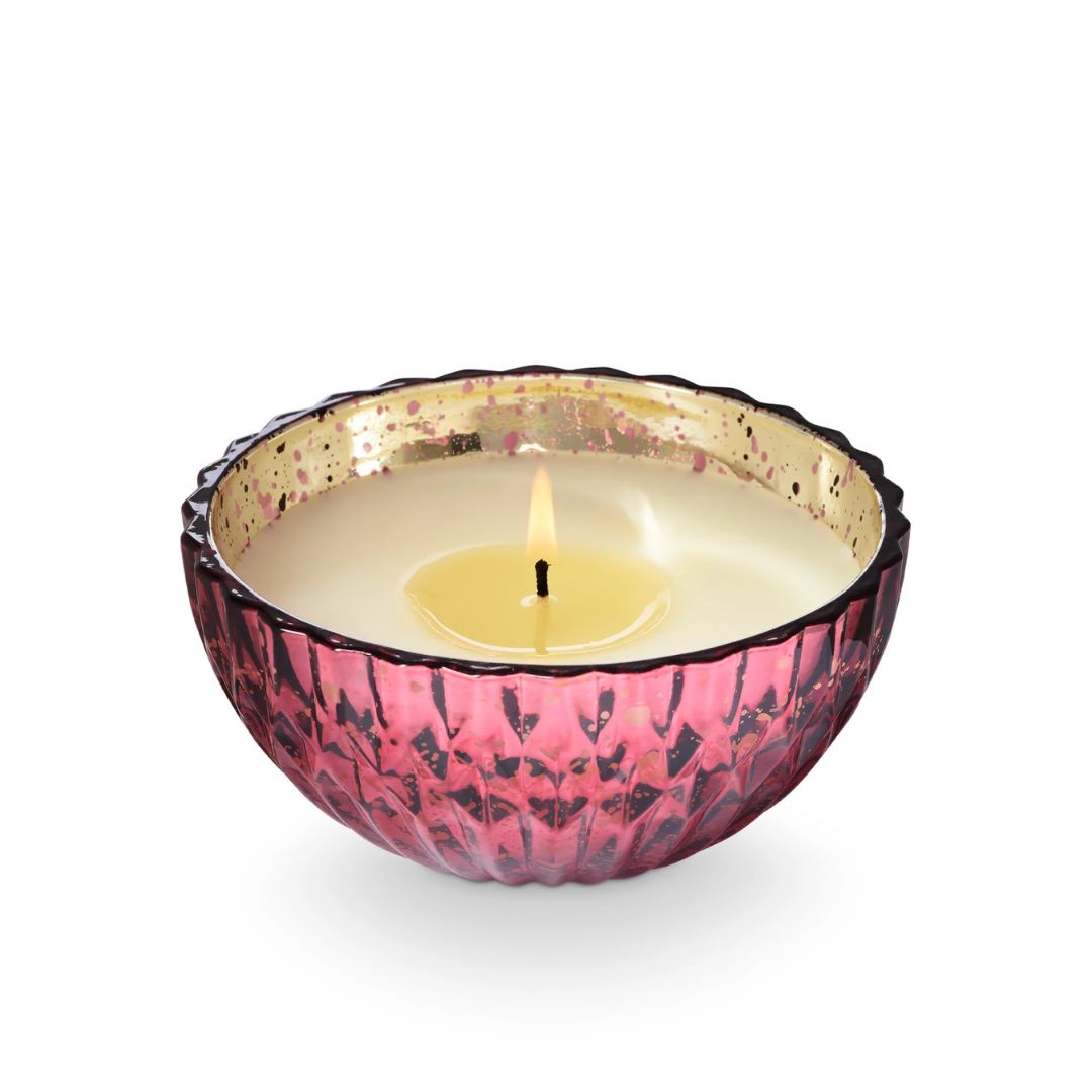 Red Ornament Balsam & Cedar Candle - 5.1 oz Candles & Home Fragrance 