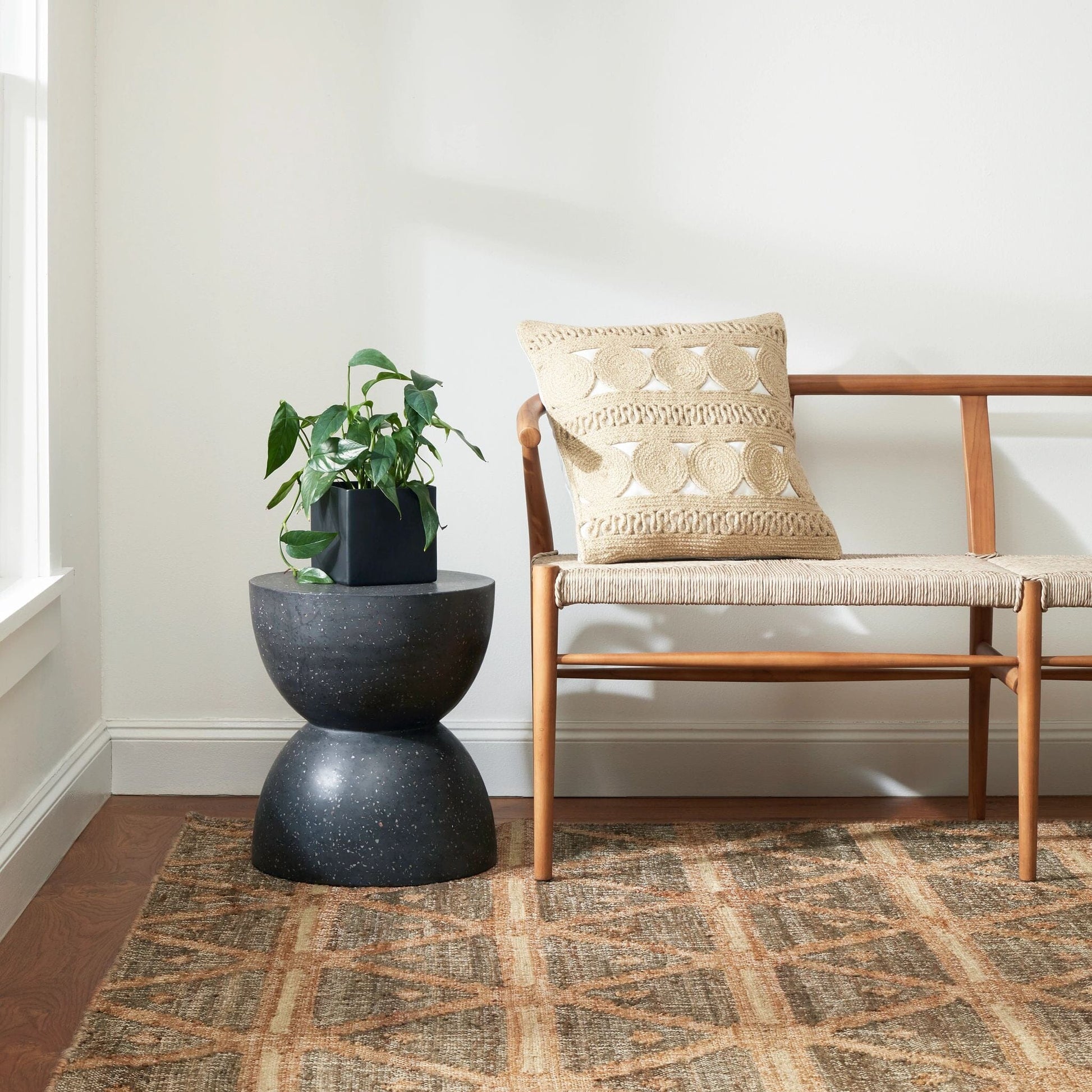 Rumi Handwoven Jute Rug - Brown Rugs 