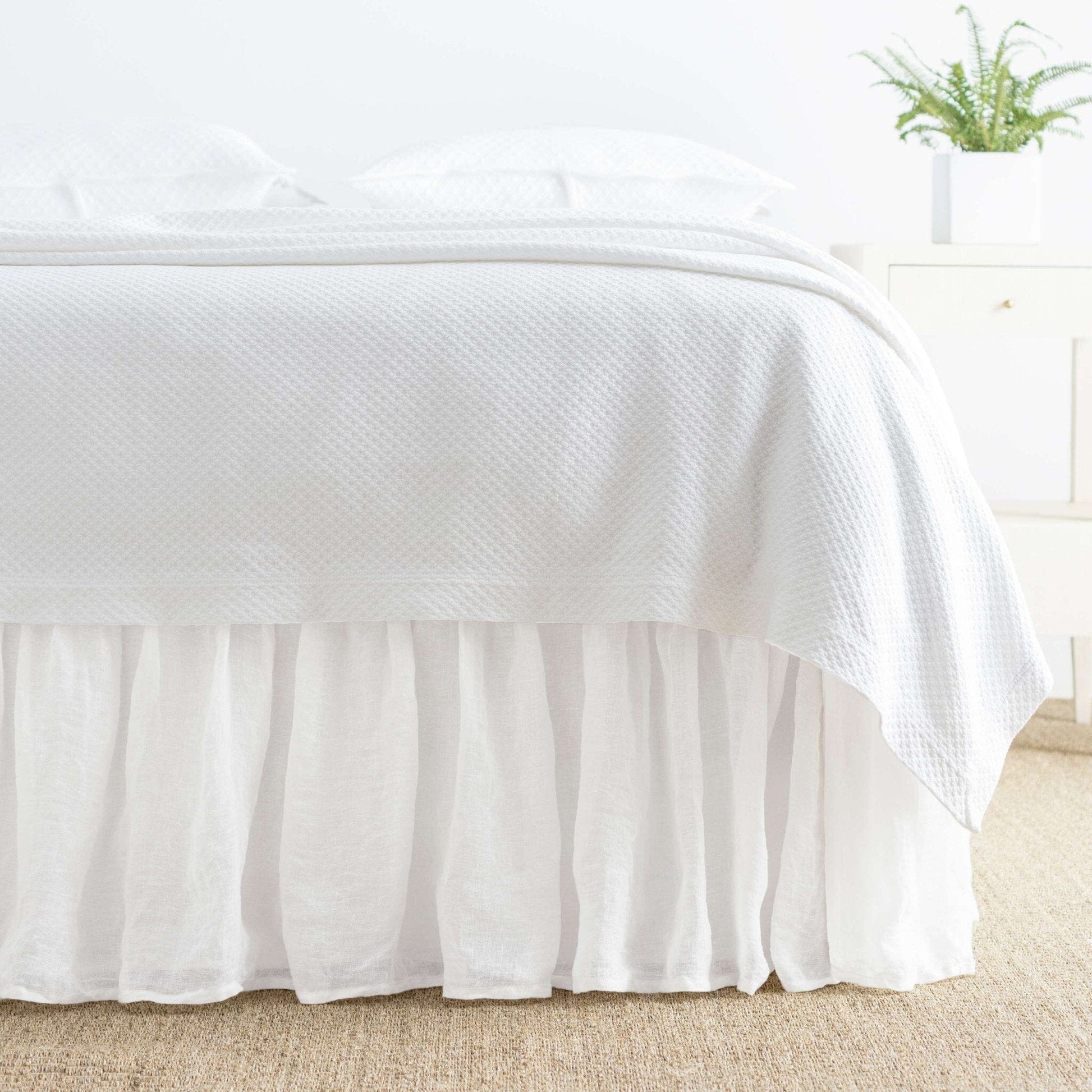 Savannah Linen Gauze White Bed Skirt Bed Skirts & Inserts 