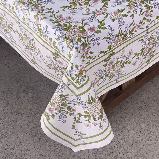 Trinny Tablecloth Kitchen 