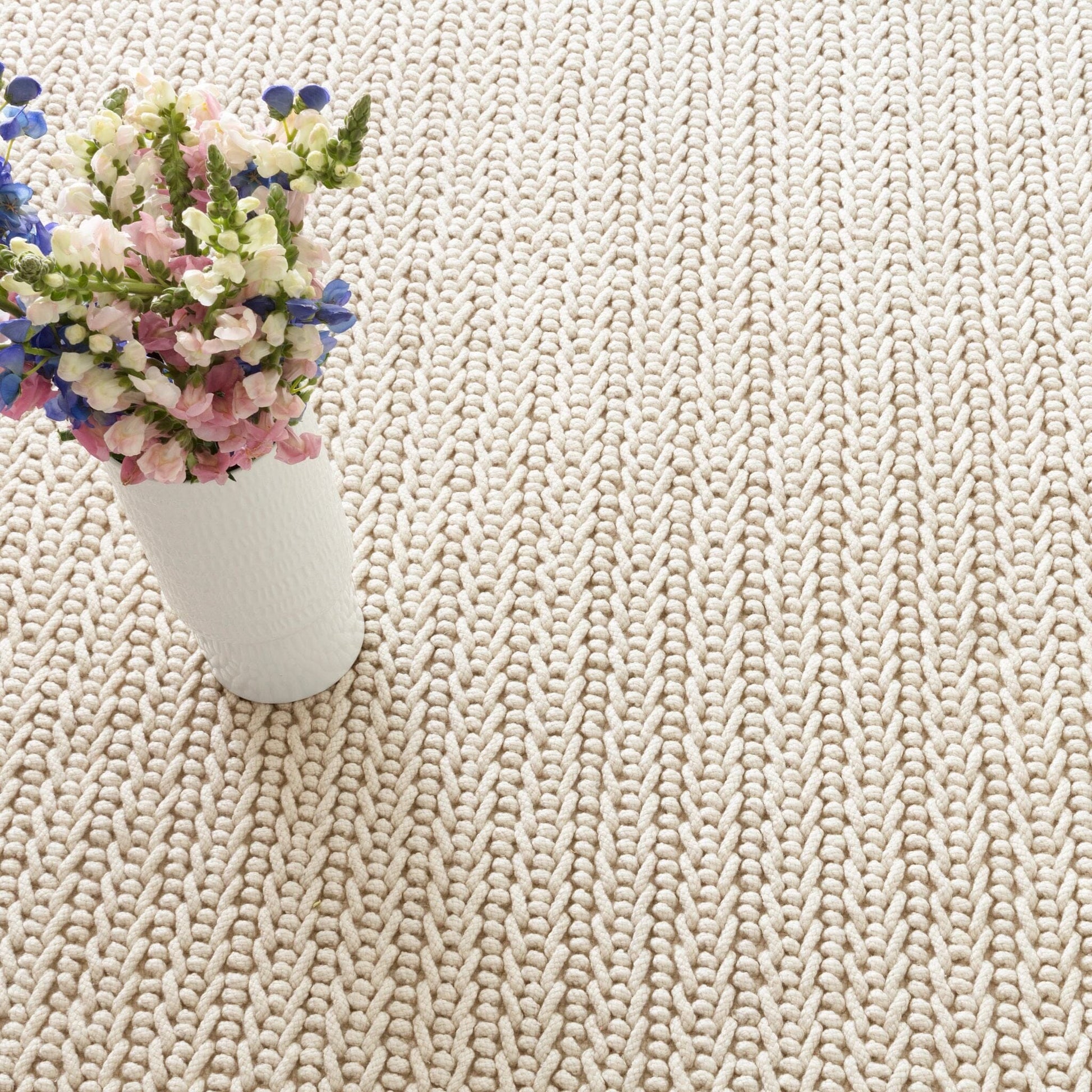 Veranda Ivory Handwoven Performance Rug Rugs 