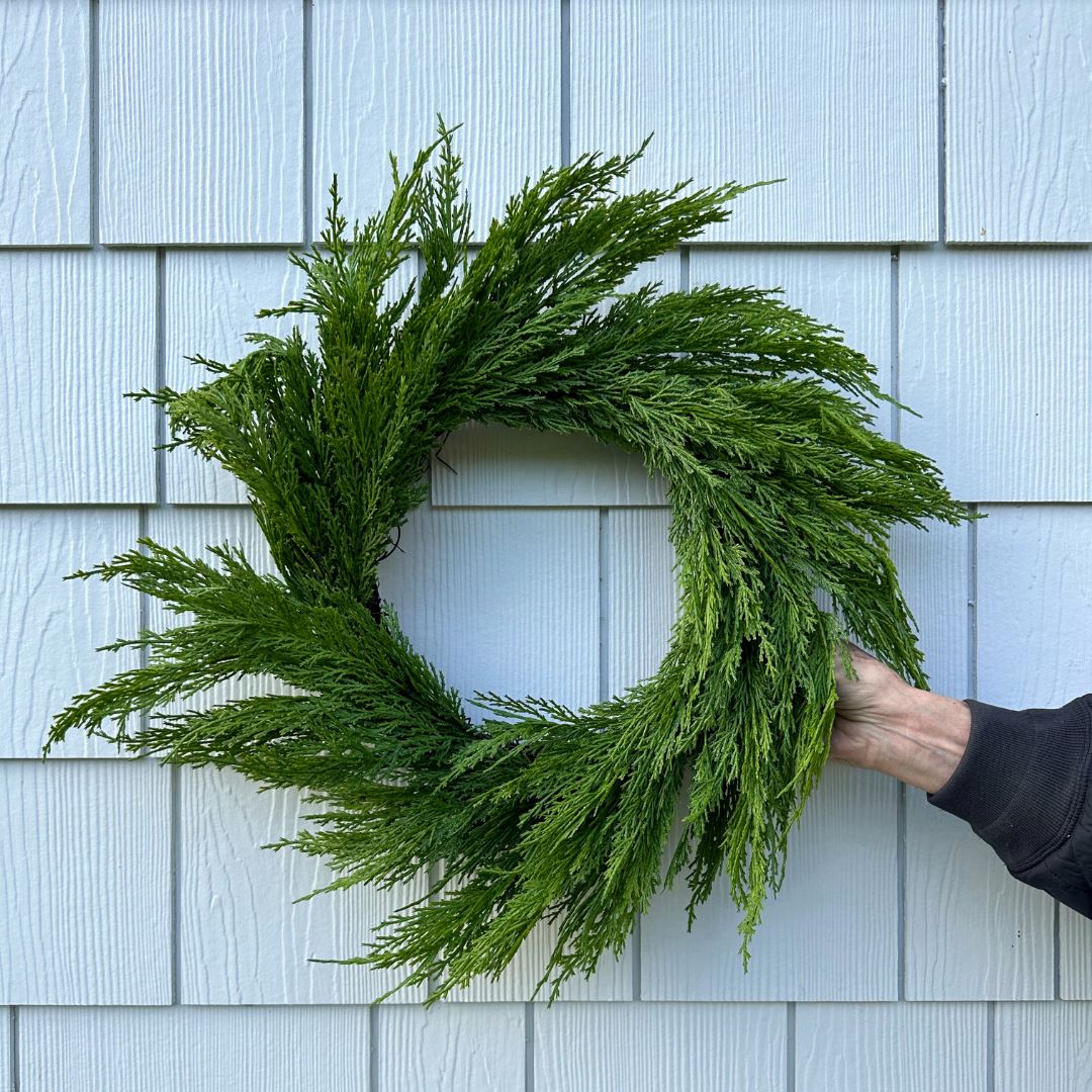 Whispy Cedar Wreath 20" Greenery 