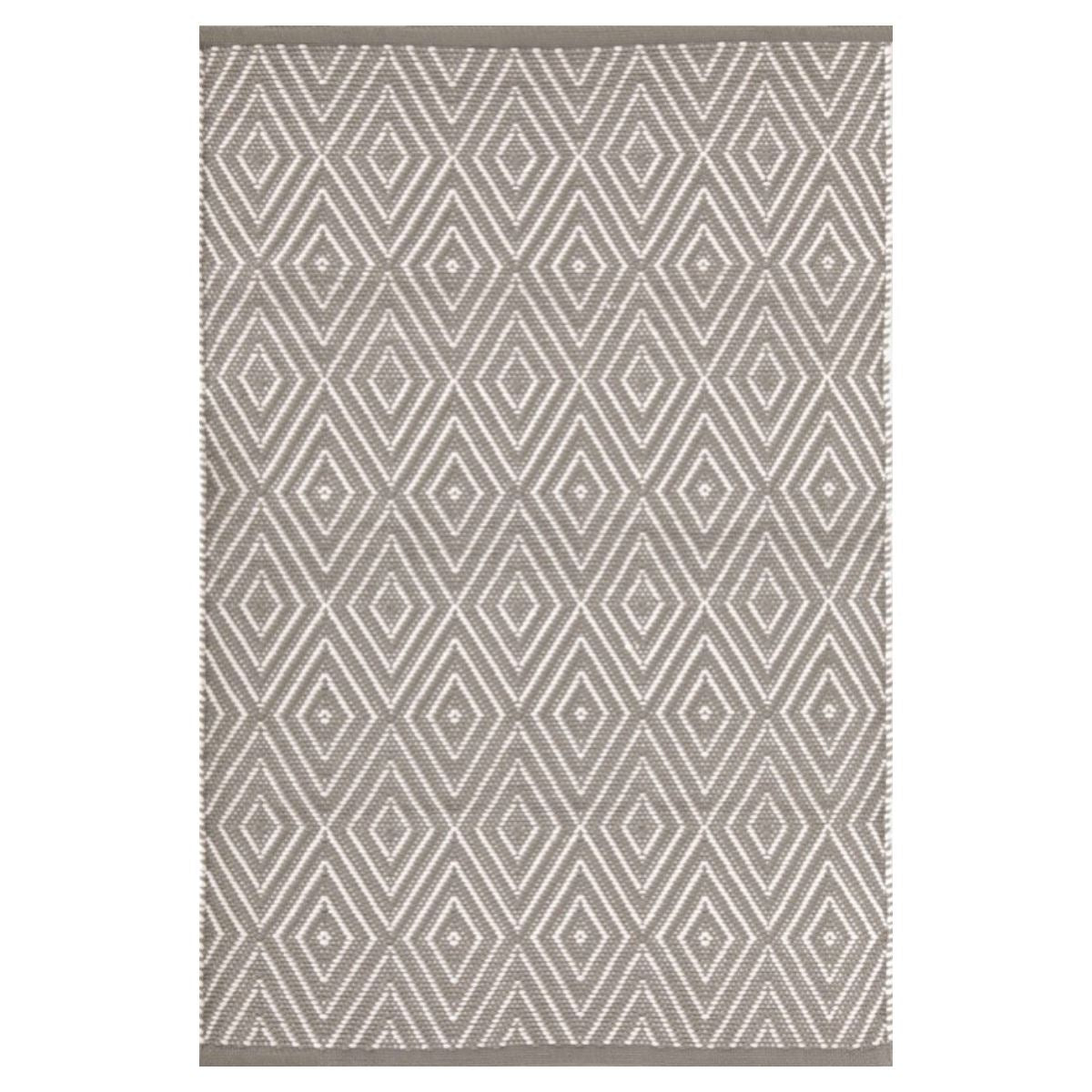 Diamond Fieldstone/Ivory Indoor/Outdoor Rug. Top view. 