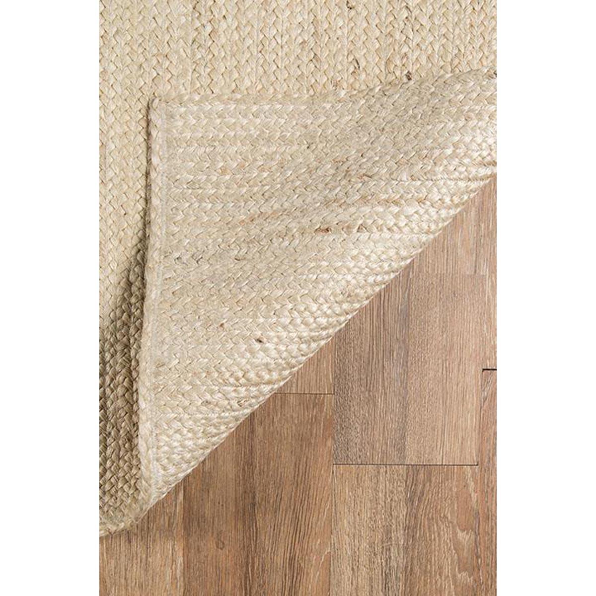 Dunes Jute Rug - Light corner detail. Detail view. 