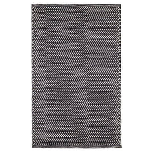 Herringbone Black/Ivory Indoor/Outdoor Rug. Top view. 