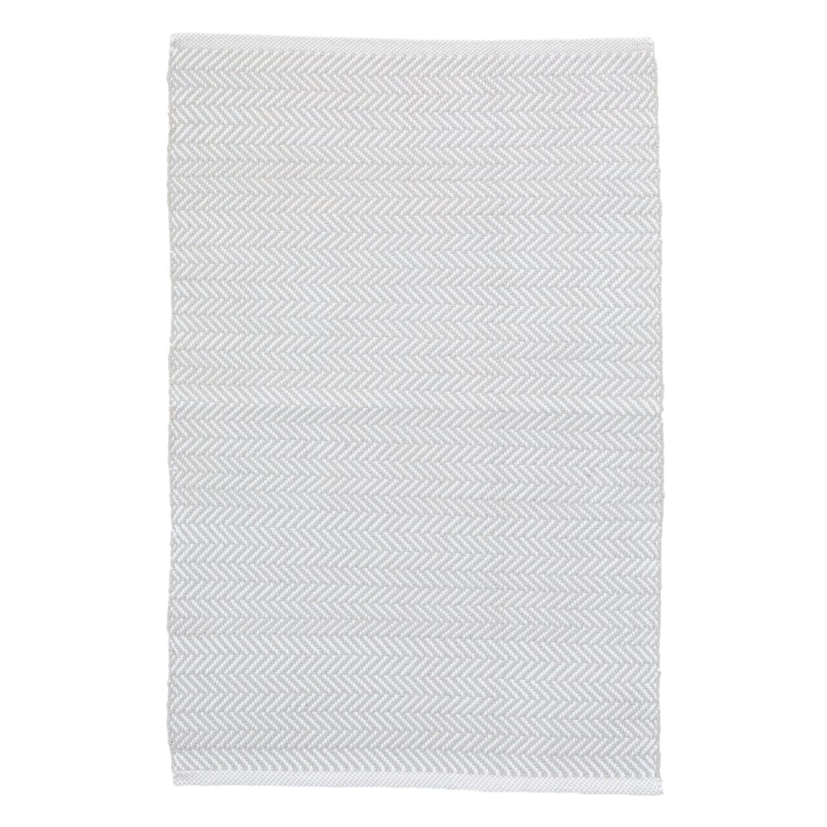 Herringbone Pearl Grey/White Indoor/Outdoor Rug. Top view. 