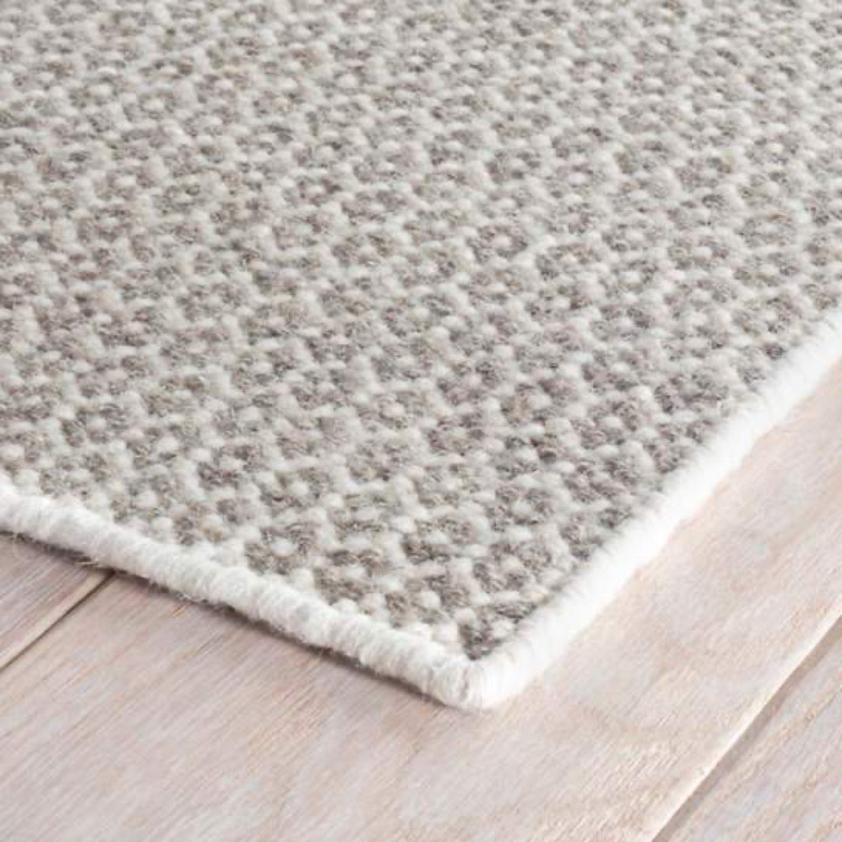 Honeycomb Ivory/Grey Woven Wool Rug. Top view. 