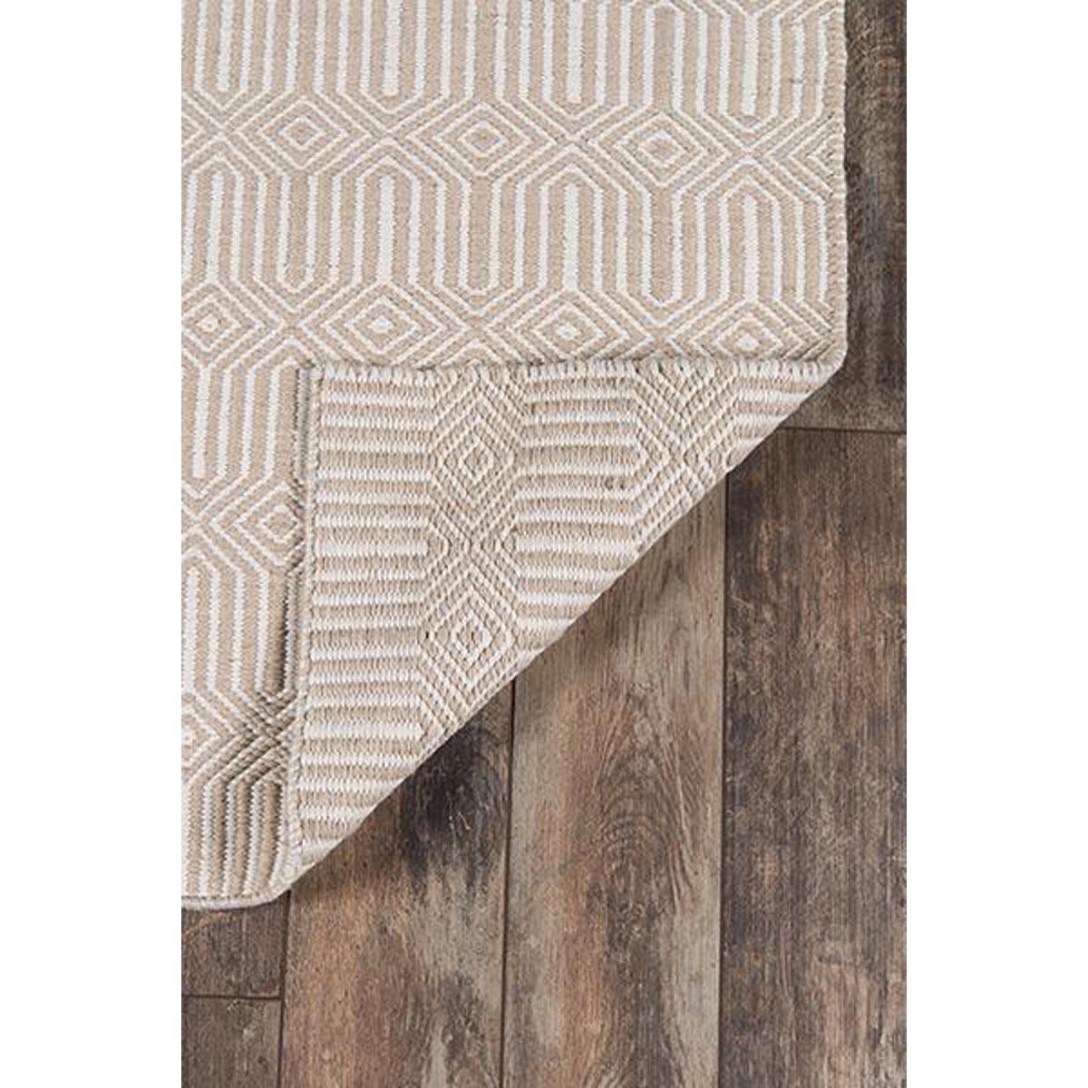 Huron Indoor/Outdoor Rug - Beige corner detail. Detail view. 