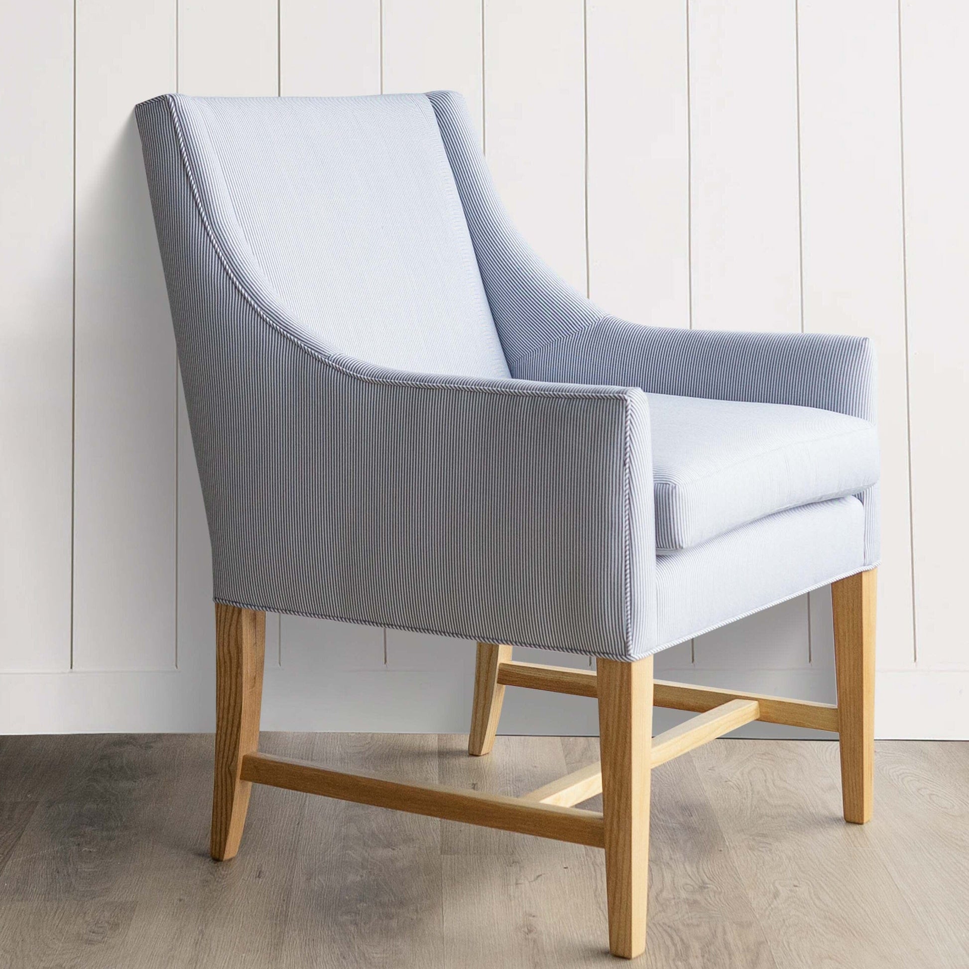 Jack Host Chair Accent Chairs 