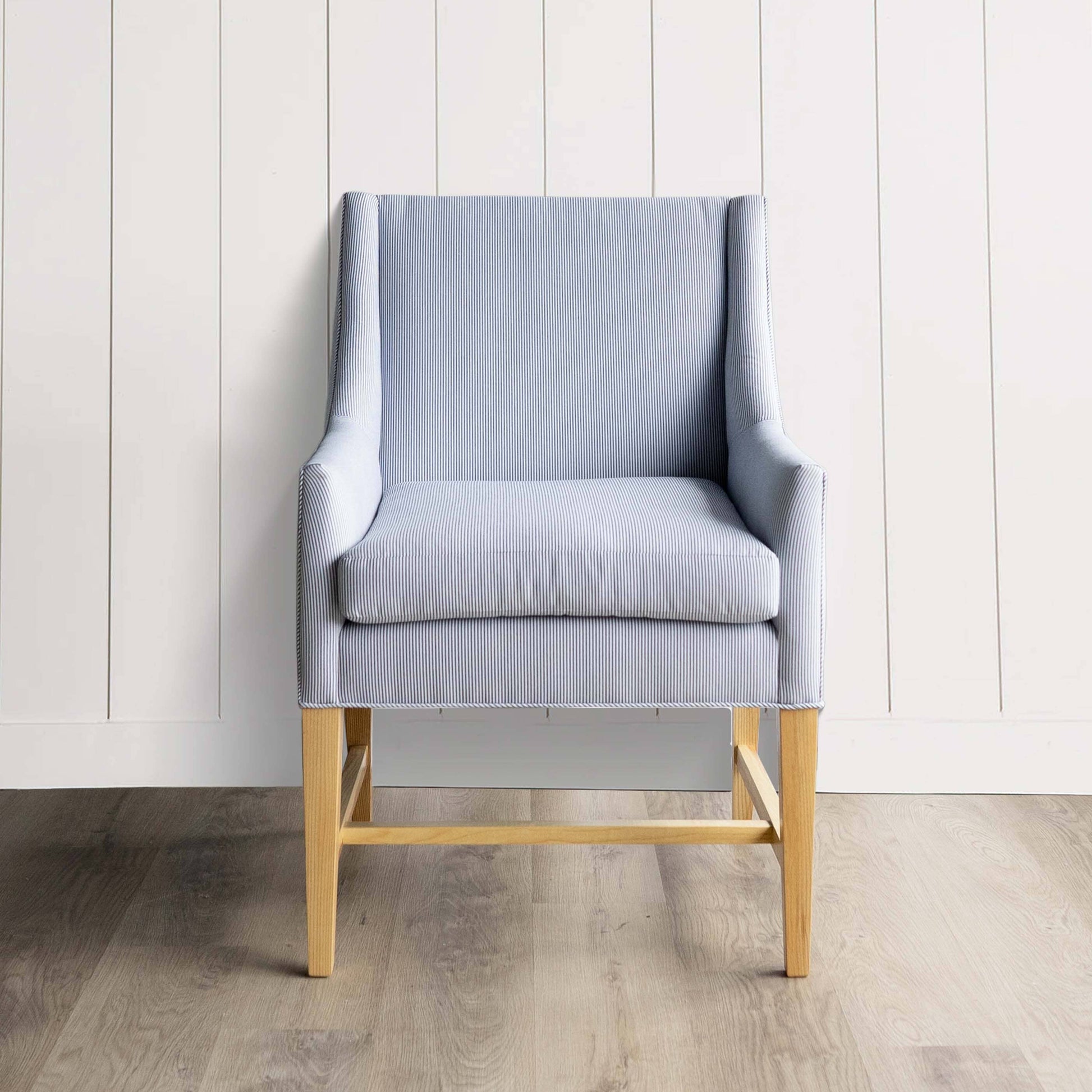 Jack Host Chair Accent Chairs 