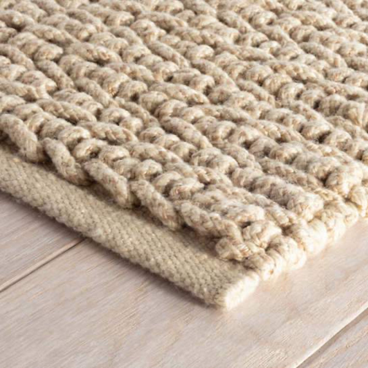 Veranda Natural Indoor/Outdoor Rug corner detail. Close-up detail view. 